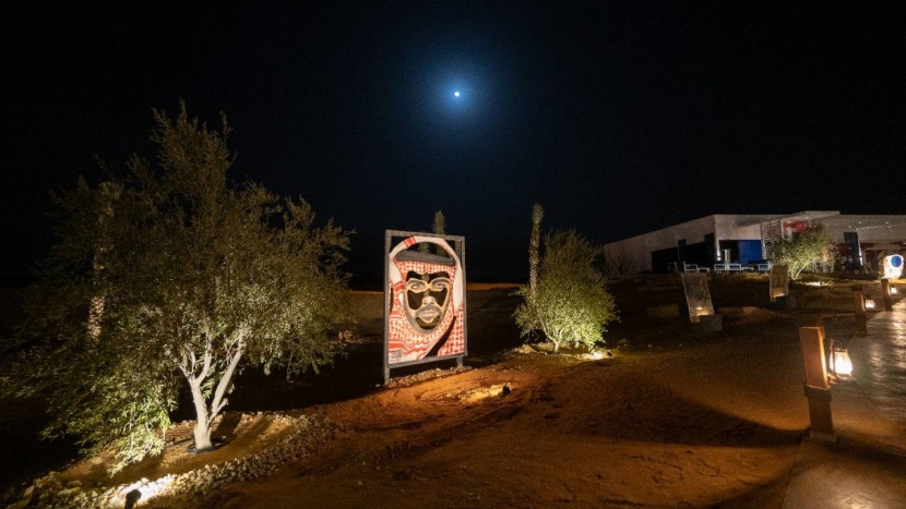 جداريات «أوايسس» .. تغذية فنية للزوار