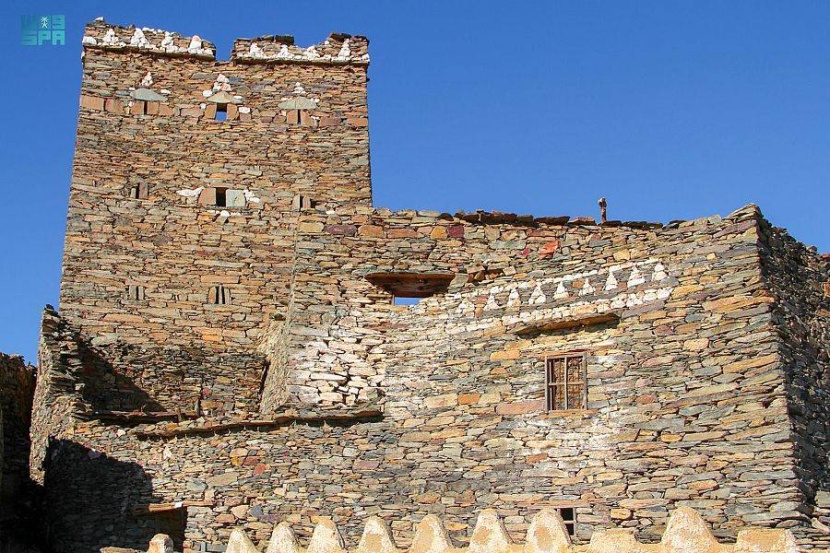 قرية «الكلادا» .. وجهة سياحية واعدة في الطائف