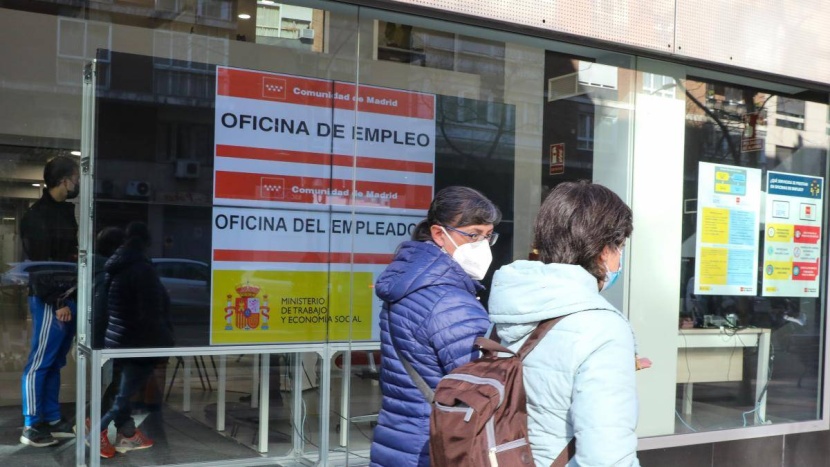 المفارقة الإسبانية .. وظائف مزدهرة واقتصاد متباطئ