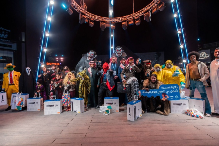 شخصيتا باتمان وجون سنو تفوزان بالجوائز الكبرى لمهرجان التنكر في موسم الرياض