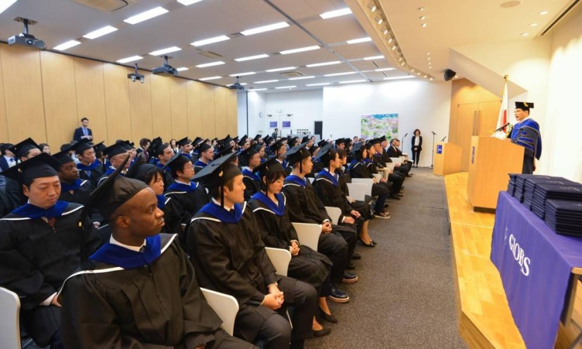 كليات إدارة الأعمال تستعين بالتكنولوجيات الحديثة لجذب الطلاب