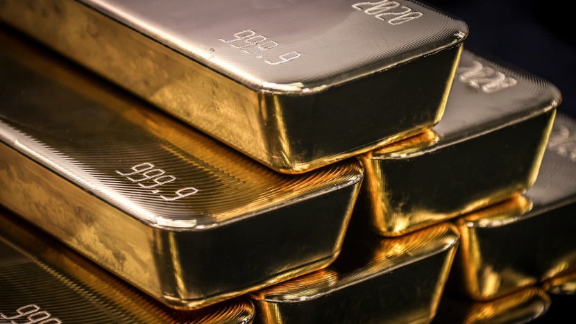 الذهب يستقر وسط ارتفاع عوائد السندات الأمريكية وتطورات الأزمة الأوكرانية