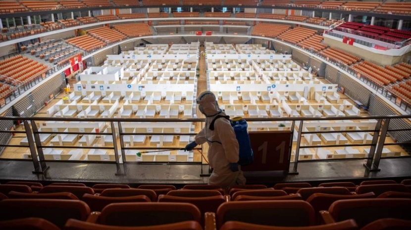كورونا .. الصين تحول ملاعبها إلى مراكز للحجر