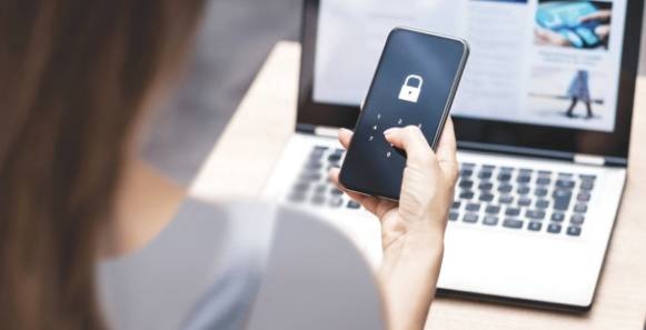 برمجيات خبيثة تلعب دور موظفي البنوك لخداع المستخدمين وسرقة أموالهم