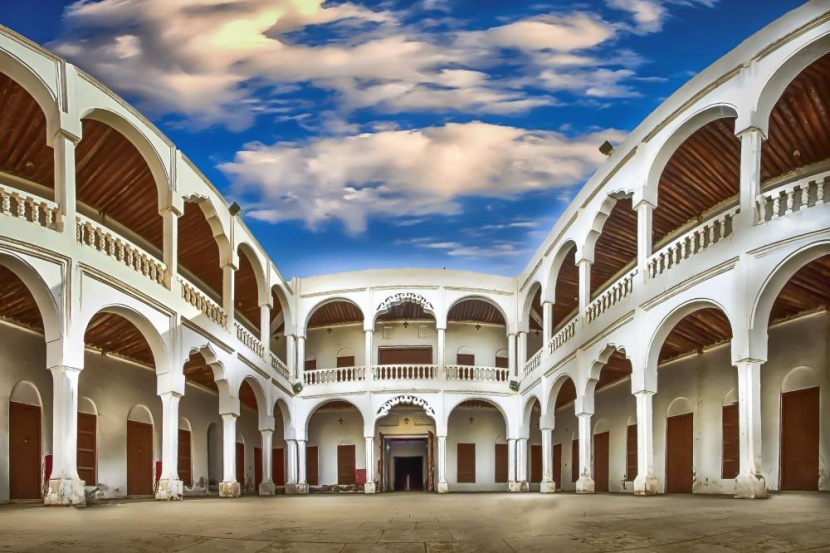 «التراث»: تدشين «بيت الحرفيين» في المدرسة الأميرية