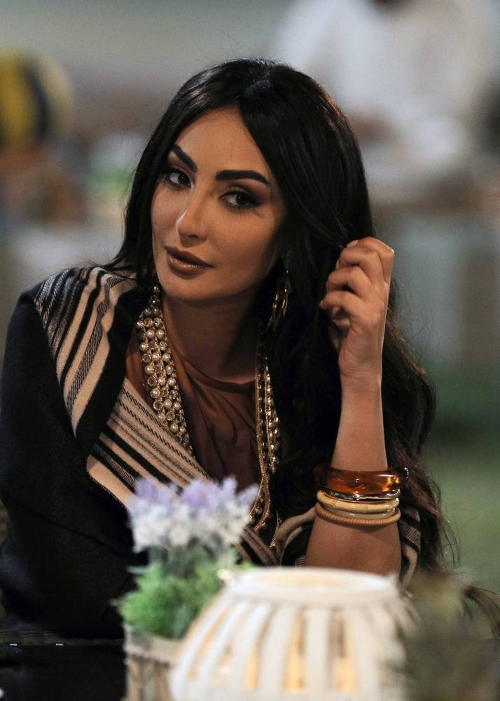 "من شارع الهرم إلى" .. حدوتة عائلية مشوقة أقرب للخيال