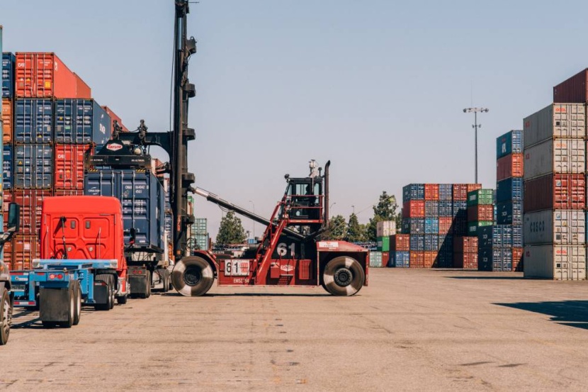 بعد الجائحة والضغوط الجيوسياسية الحالية .. هل ستنتهي العولمة؟