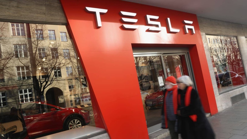 شركات السيارات الكهربائية الناشئة تقف أمام أصعب تحد