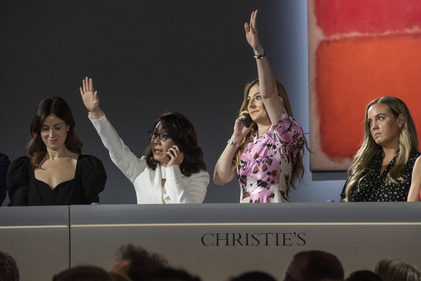 رقم قياسي .. بيع هيكل عظمي لديناصور بـ 12 مليون دولار