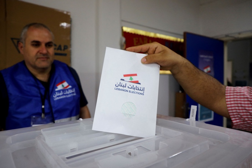 لبنان يجري أول انتخابات منذ انفجار بيروت والانهيار المالي