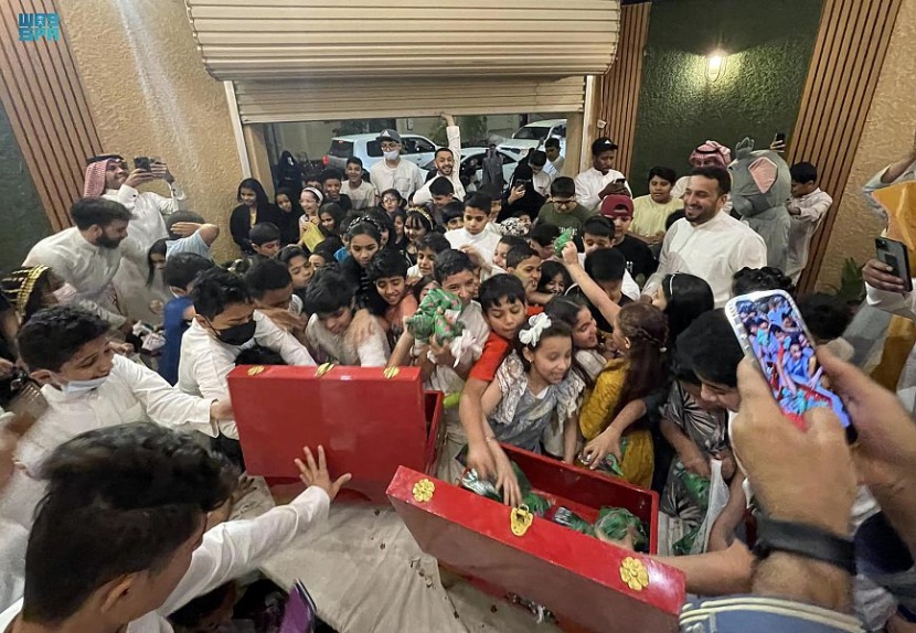 احتفالية "عيدنا في حينا" تنطلق بعدد من المواقع في القصيم