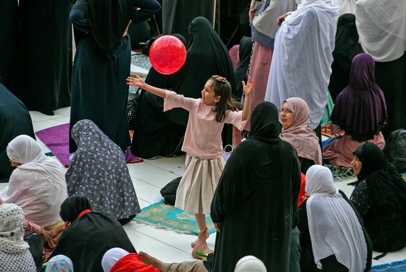 الأطفال .. بهجة العيد