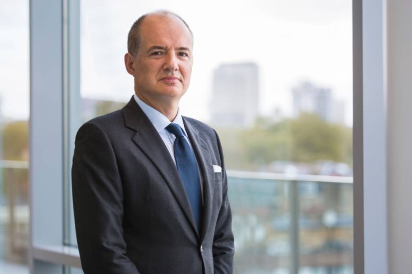 "بيمكو" لإدارة الأصول تصبح رمزا للازدهار في سوق السندات المتقلبة