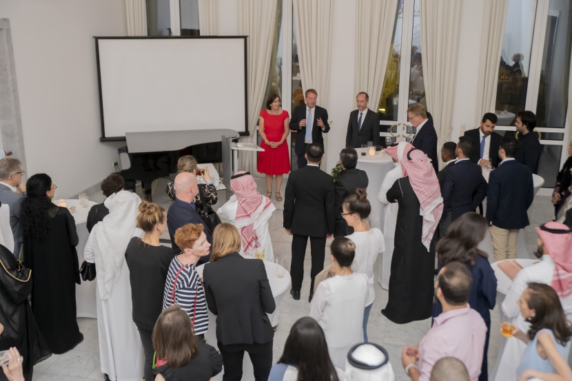 سفارة ألمانيا تقيم حفل عشاء للأطباء من خريجي جامعاتها