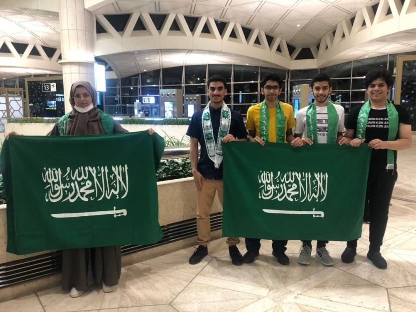 الإنجازات تتوالى .. الطلاب السعوديون يظفرون بـ 3 جوائز عالمية في الفيزياء