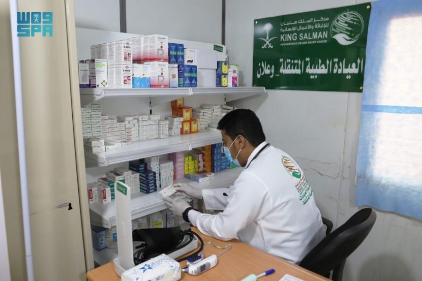 العيادات الطبية لمركز الملك سلمان للإغاثة في مخيم وعلان بمحافظة حجة تواصل تقديم خدماتها للمستفيدين