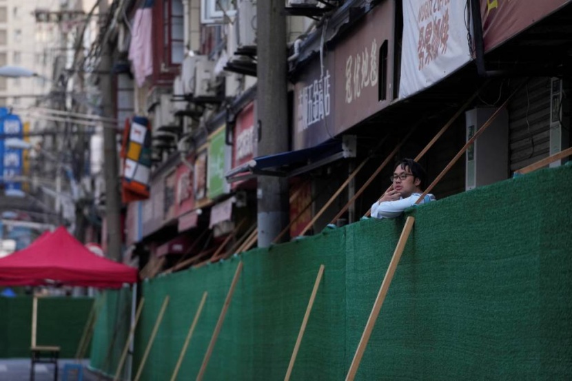 بكين تغلق 60 محطة مترو لمكافحة موجة كورونا الجديدة