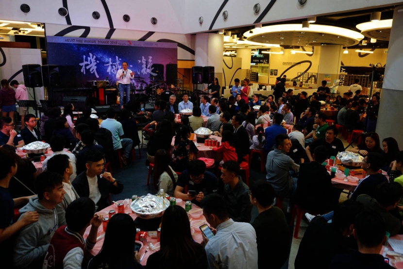 هل تعرف السر .. لماذا تزدهر شبكات الموظفين السابقين؟