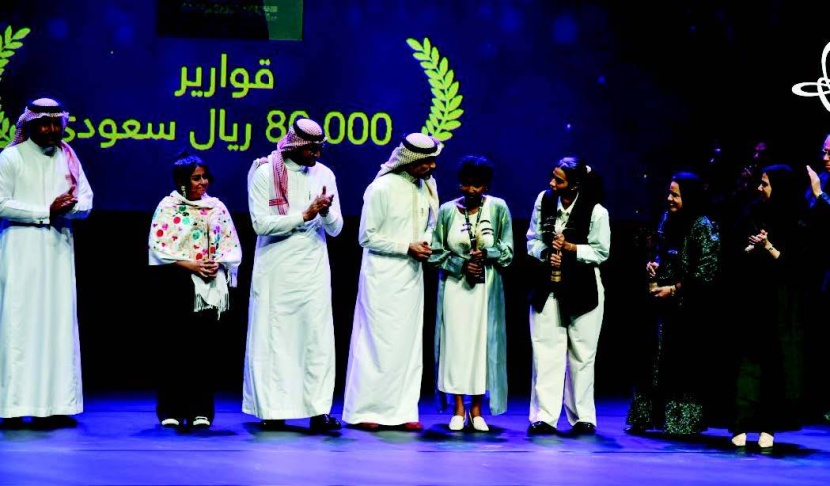 "قوارير" يتوج بالنخلة الذهبية في مهرجان أفلام السعودية