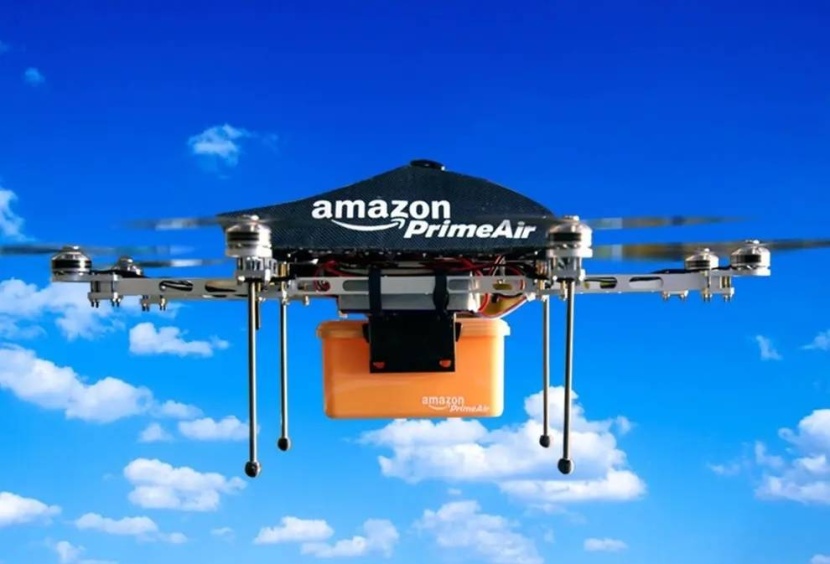 توصيل البضائع بالمسيرات .. جديد «أمازون» في كاليفورنيا