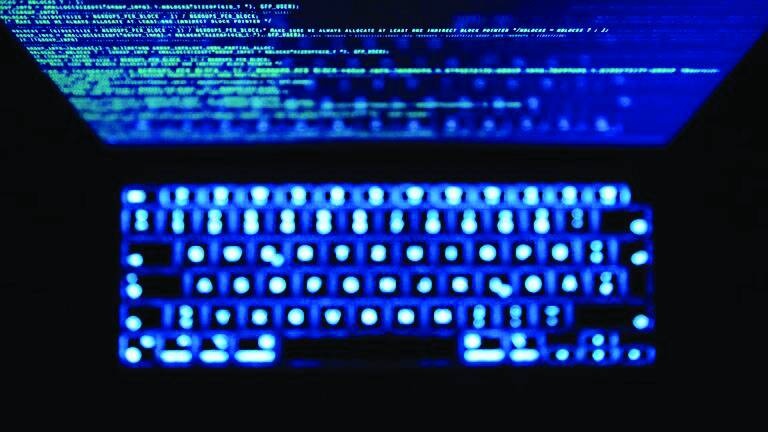 «أبل» .. ثغرة أمنية في معالجات أجهزة الكمبيوتر