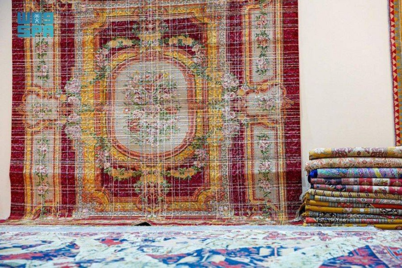 «بساط الريح» .. تنقل الزوار عبر نافذة ثقافية وفنية تبرز تراث المملكة