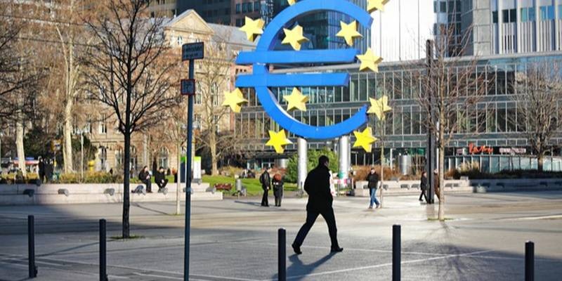 البطالة في منطقة اليورو تنخفض إلى مستوى قياسي جديد خلال مايو