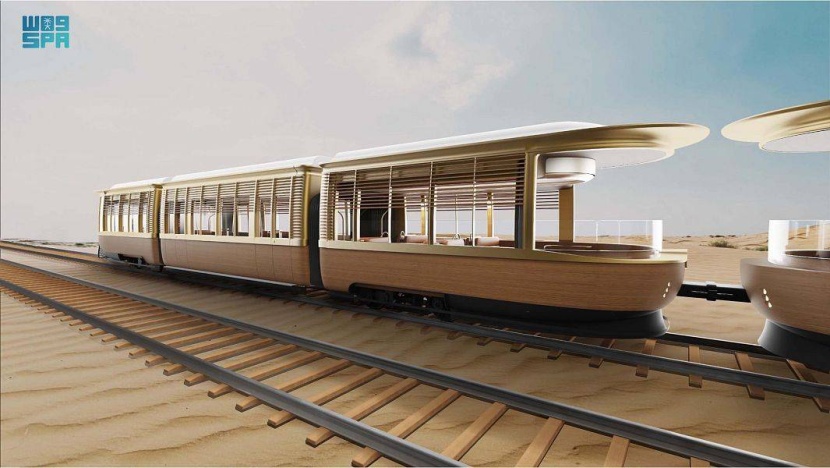 «قطار العلا» .. تجربة سياحية تحتفي بجمال البيئة الطبيعية