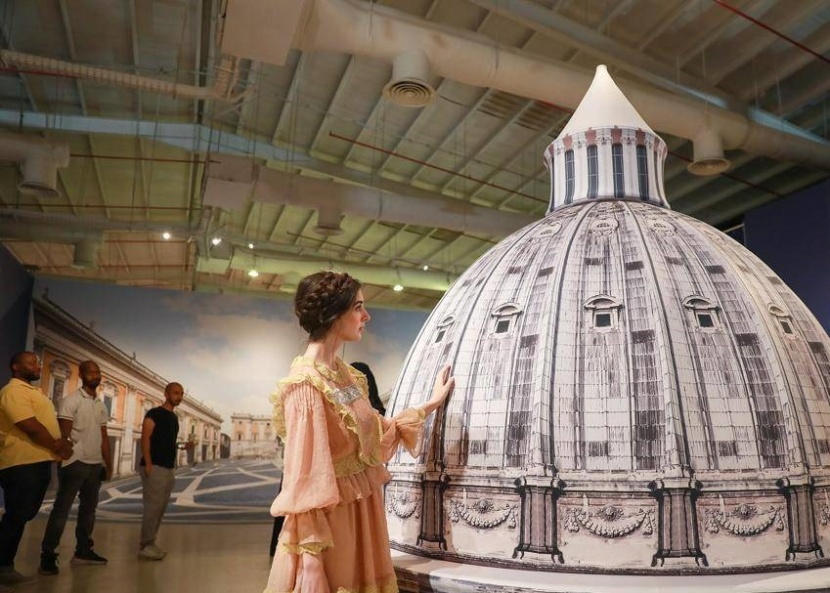 «جاكس للفنون» .. نوافذ إبداعية تفاعلية تلهم زوار المهرجان