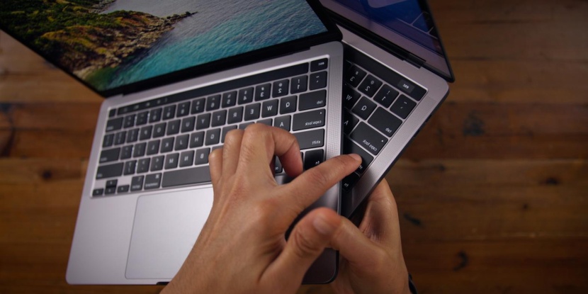 "أبل" تدفع 50 مليون دولار لتسوية دعوى بسبب لوحات مفاتيح "ماك بوك"