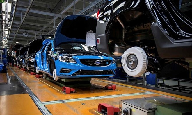 1.1 مليار دولار أرباح "فولفو" التشغيلية خلال الربع الثاني بدعم تحسن إمدادات الرقائق