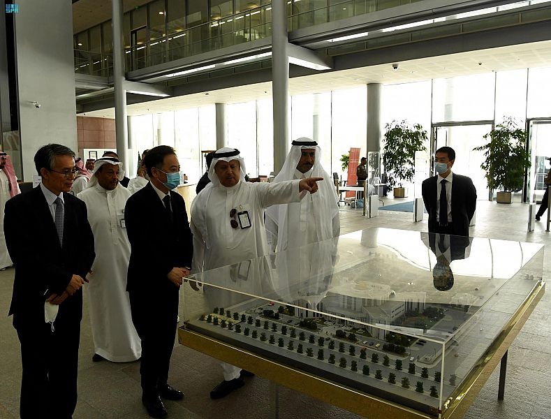 تدشين ركن الكتب الصينية بمكتبة الملك فهد الوطنية