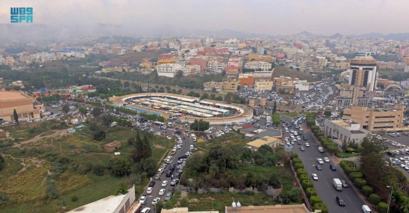 عسير .. طبيعة ساحرة وتراث إنساني عريق