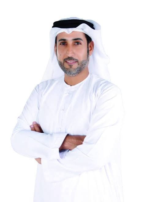 سعيد الكتبي يستكشف العالم مع فارس