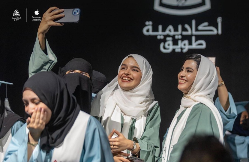 المرأة تبتكر.. والمملكة تزدهر