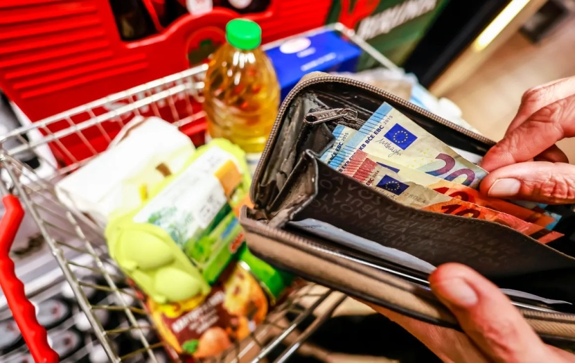 التضخم يلتهم مدخرات الألمان خلال الجائحة .. 70 مليار يورو 