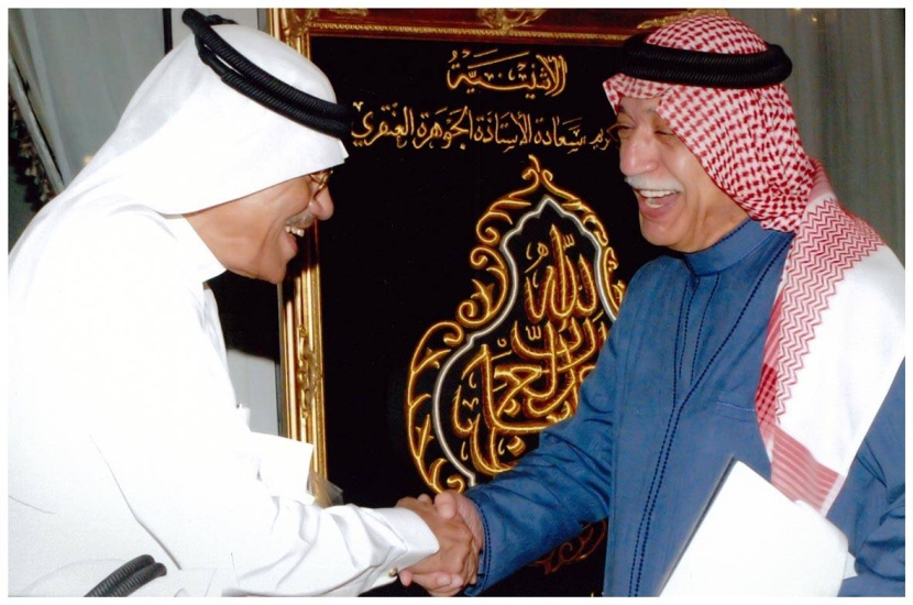 المشهد الثقافي السعودي يودع خوجة رجل الوفاء