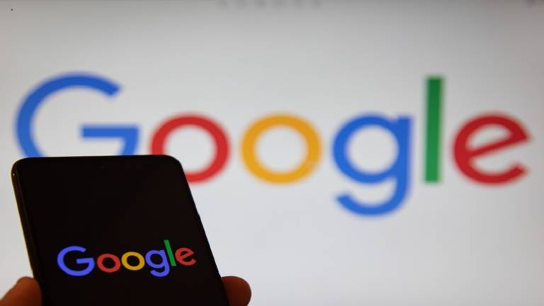 حظر 13 تطبيقا لـ «أندرويد» سببت فوضى للهواتف الذكية