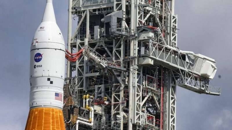 مشكلة فنية تؤجل إطلاق صاروخ «ناسا» إلى القمر