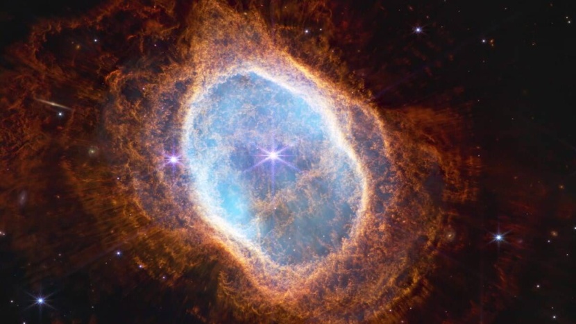 تلسكوب يكشف مجرة عجلة العربة بوضوح غير مسبوق