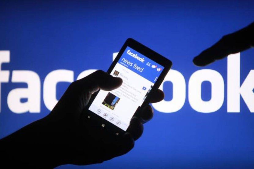 "فيسبوك" يوقف التسوق عبر البث المباشر