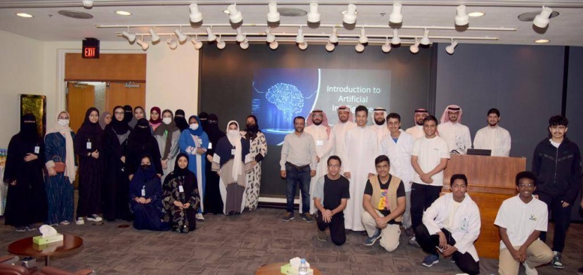 ملتقيات علمية صيفية في الفضاء والطاقة النظيفة