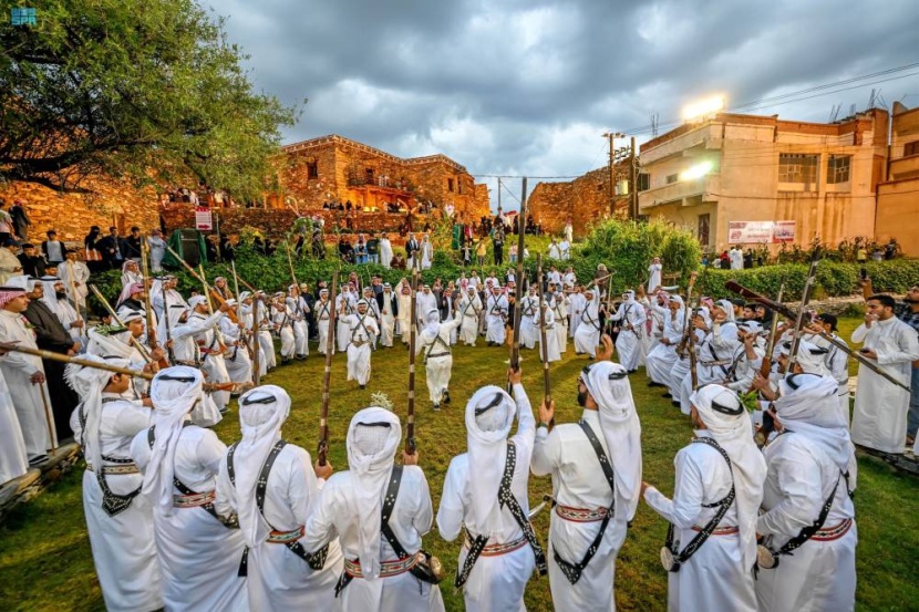 الأطاولة .. ماض وحاضر