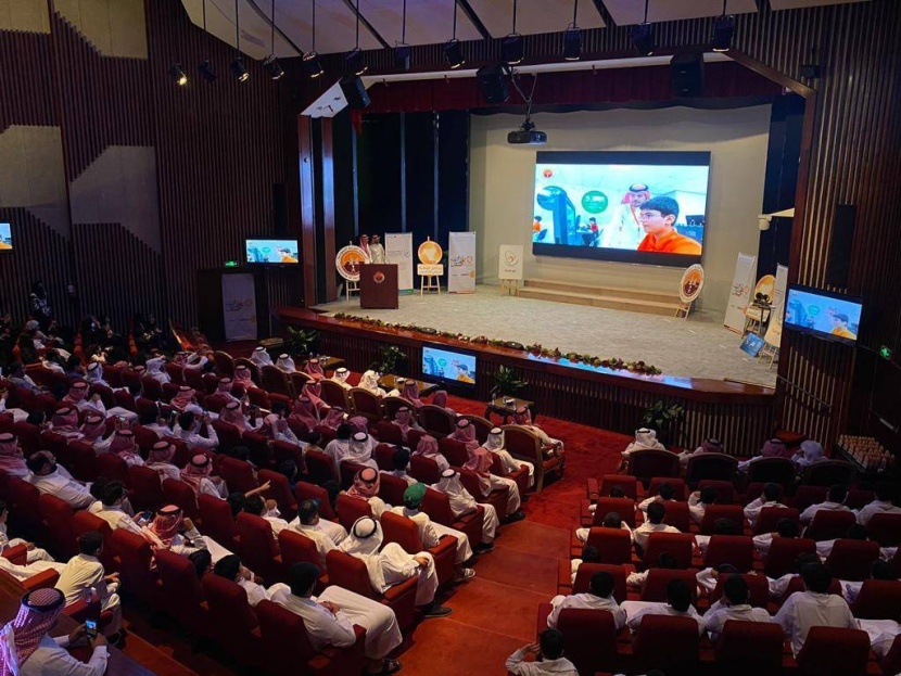 «موهوب» .. مسابقة لتحفيز الطلاب المبدعين وتأهيلهم للمنافسات الدولية