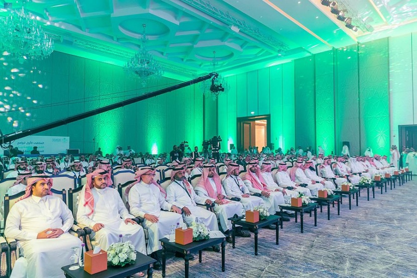 "الإسكان" يوقع اتفاقيات مع عدد من الجهات.. ويطلق منصة الأداة الرقمية
