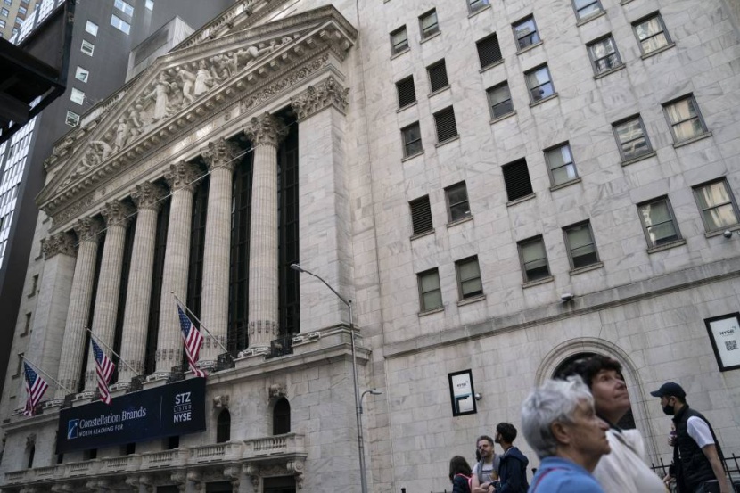 وول ستريت ترتفع قبيل تقرير مؤشر أسعار المستهلكين