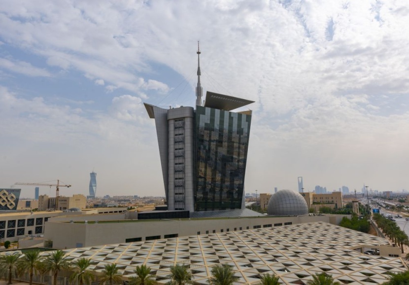هيئة الاتصالات: دخول لائحة المقابل المالي لترخيص استخدام الترددات حيز التنفيذ