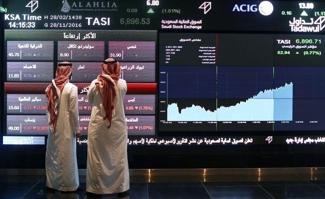 الأسهم السعودية تهبط بأكبر وتيرة في 11 أسبوعا