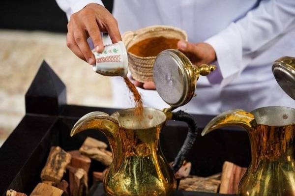 القهوة .. تجارة المليارات التي اكتشفها راعي الغنم