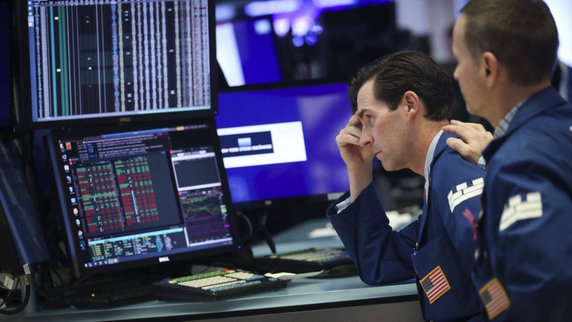 ارتفاع العائدات الحقيقية يقضي على جاذبية الأسهم